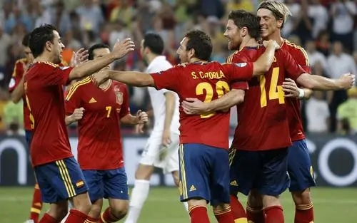 欧洲杯赛事分析：回传出误差西班牙佩德里再现乌龙球