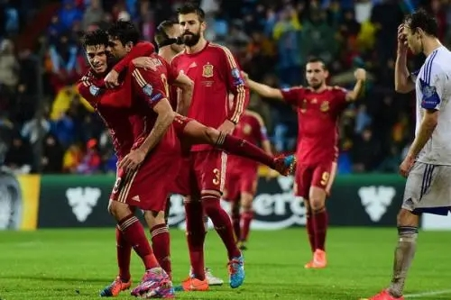 欧洲杯球队分析：西班牙球队战术打法 边路进攻能力出众
