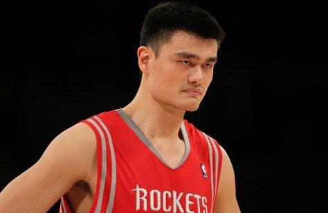 盘点NBA中球商不错的球员，中国也有一人上榜，库里、隆多当之无愧。